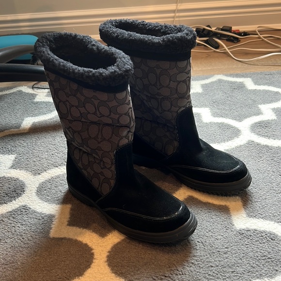 Coach winter boots